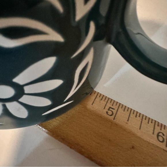 Gorgeous “Sunday Mornings” Textured Ceramic Mug - Picture 4 of 6